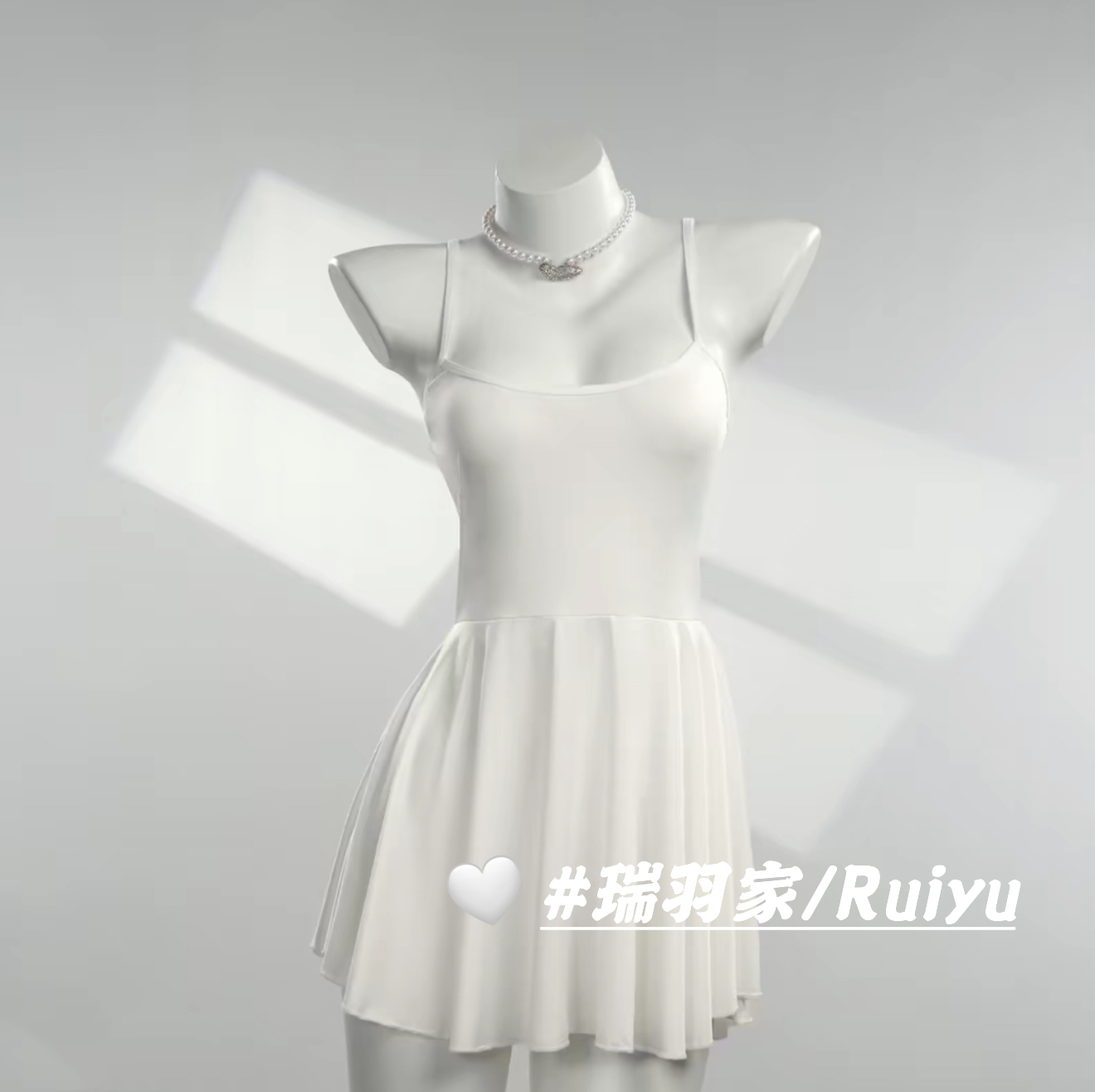 「蜜糖少女」80-150轻奢法式白色蕾丝拼接居家睡裙大码睡衣