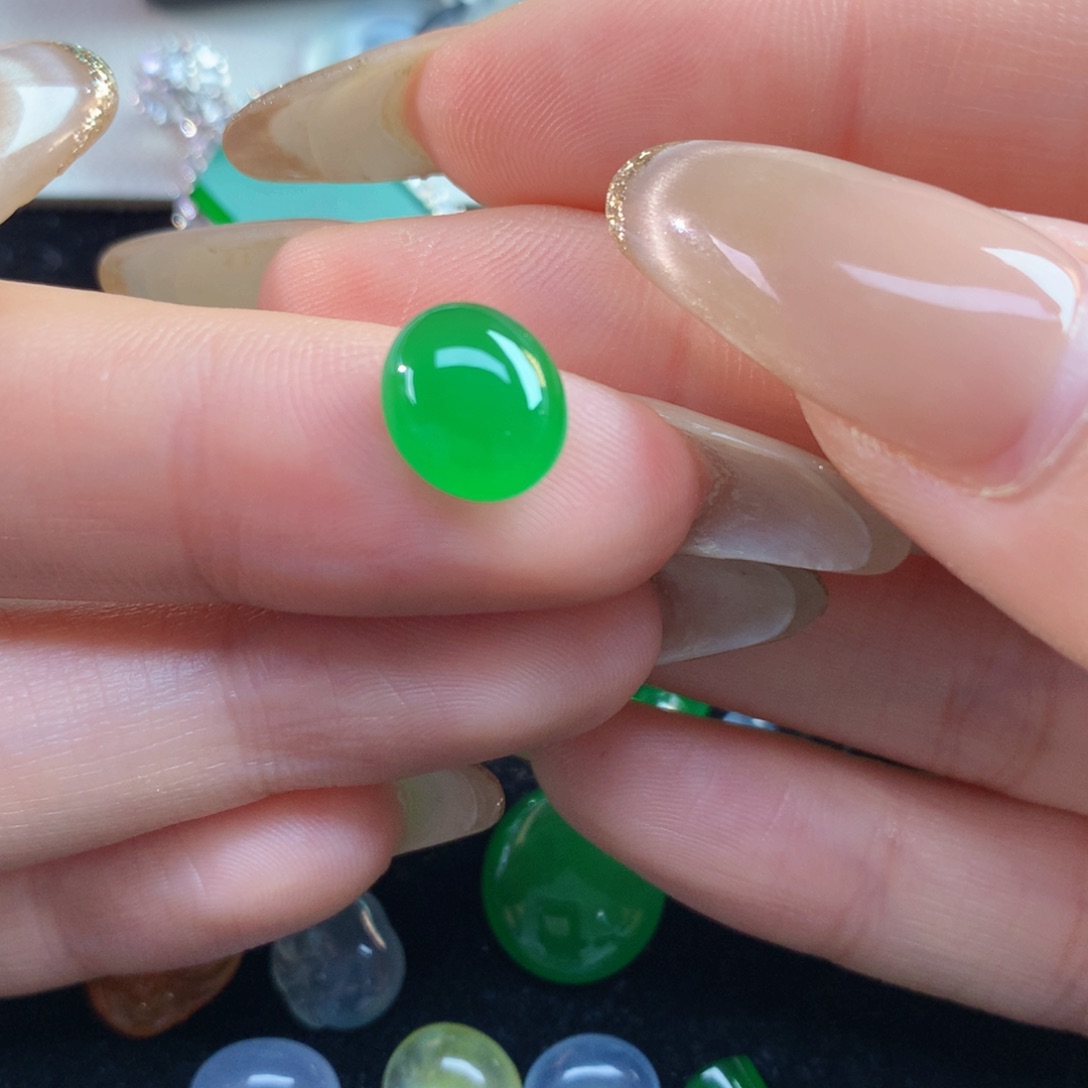 翡翠裸石9.95-8.51-4.64