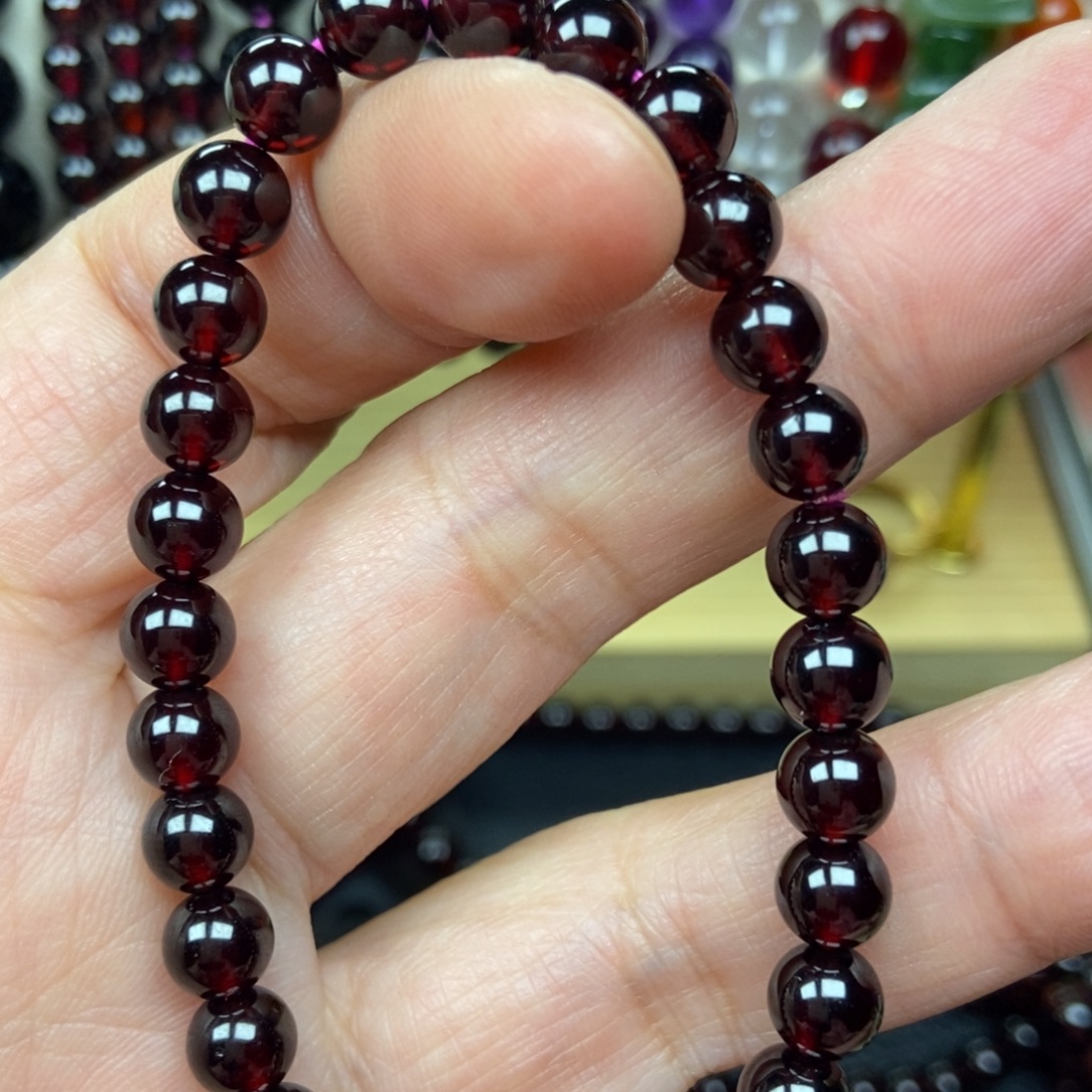 未镶嵌手链石榴石