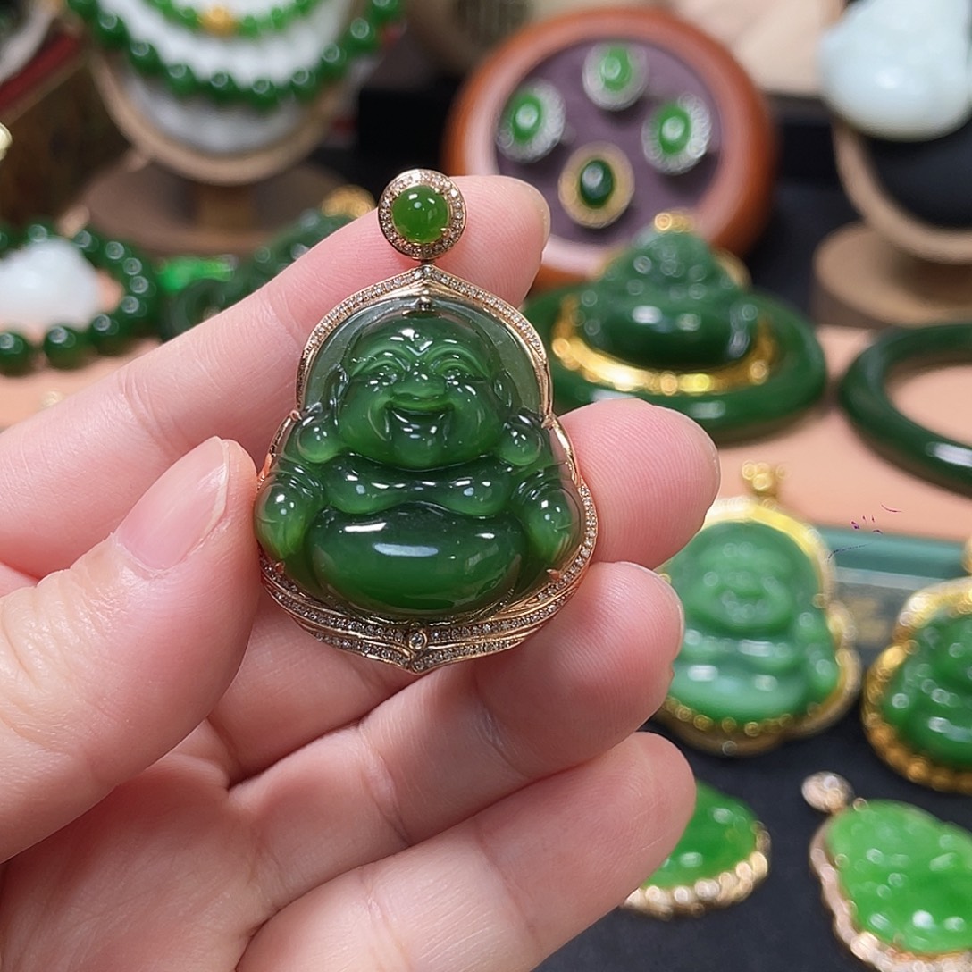 和田玉（碧玉）18K金镶嵌颈饰帝王绿佛公29