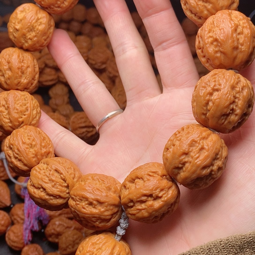 【闪购商品】文玩核桃吊坠虎头粗筋26