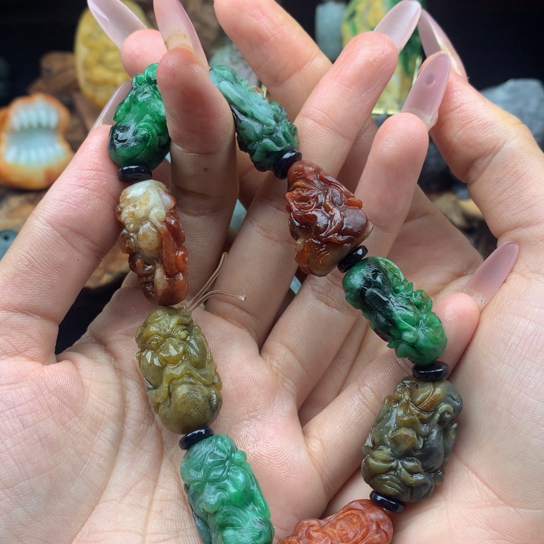 豹***哥定制翡翠未镶嵌翡翠