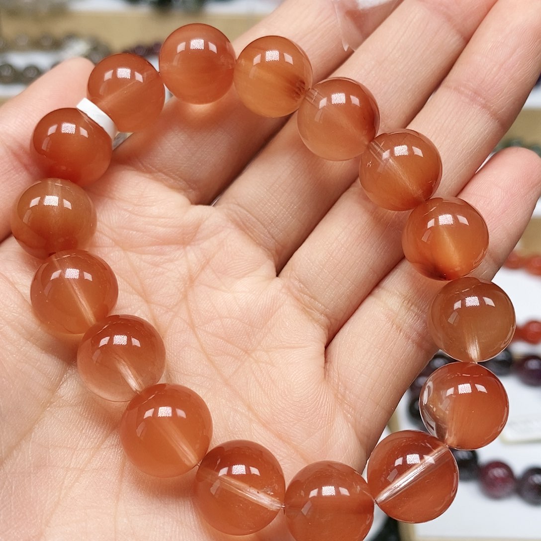 水晶手串未镶嵌红兔毛