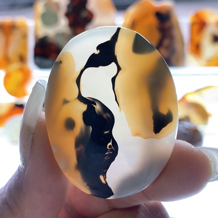 玛瑙/玉髓颈饰未镶嵌