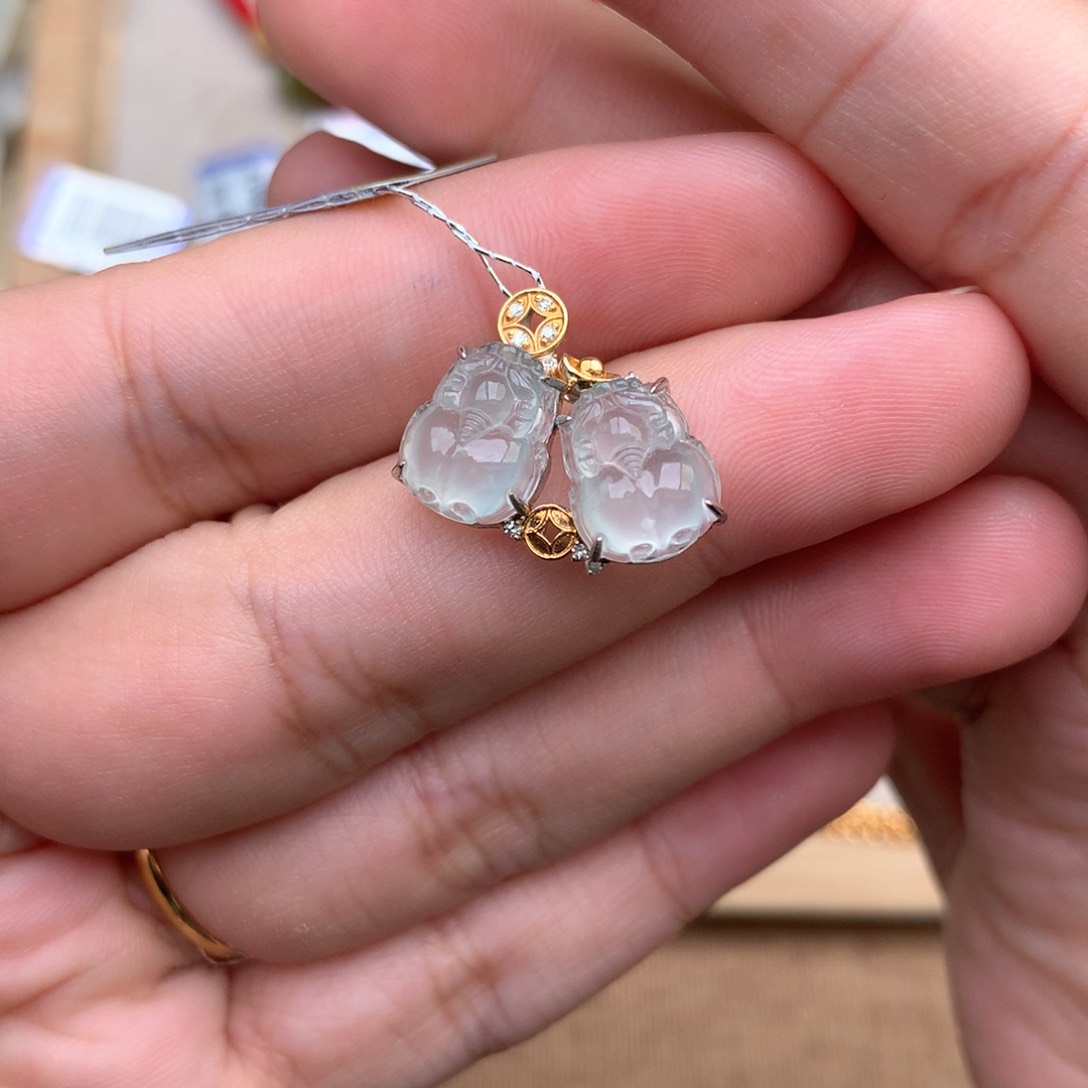 【闪购商品】18K金镶嵌挂件翡翠一