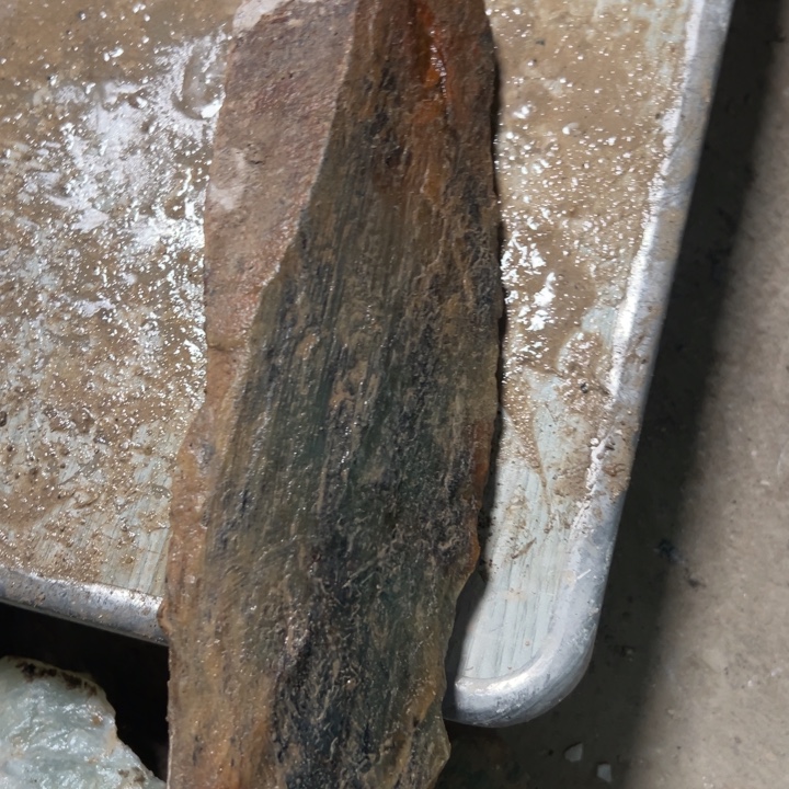 梦***遥蛇纹石玉未镶嵌天然岫玉多样性发一