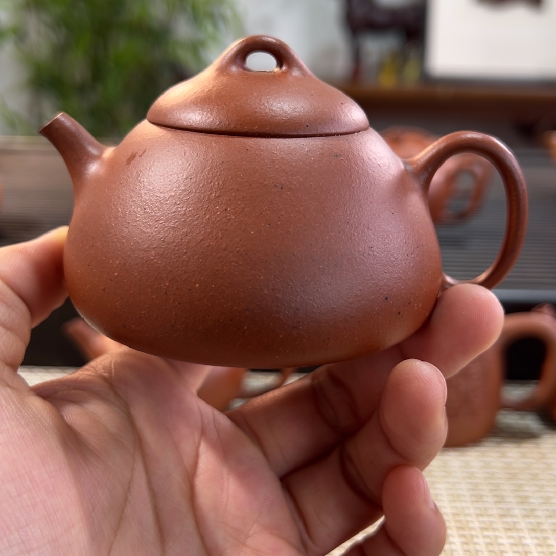 老朱泥东瓢微瑕半手容量140