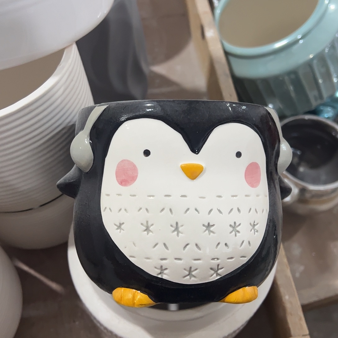 有孔陶瓷花盆，满10米包邮发货