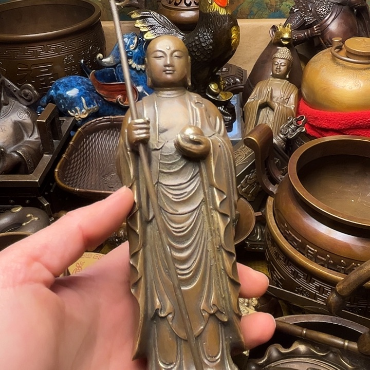 精美铜器批发档口