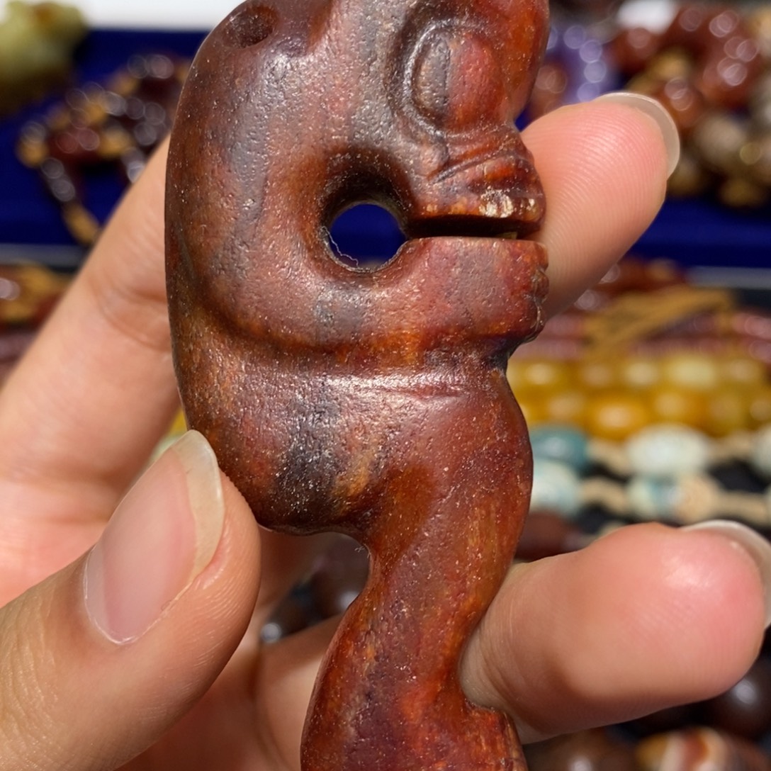 和田玉（糖玉）未镶嵌颈饰