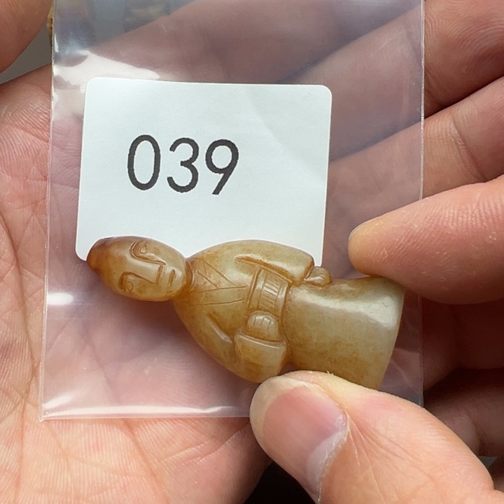 和田玉（糖玉）珠宝半成品未镶嵌