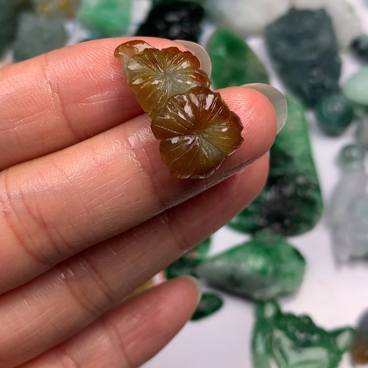 定制翡翠未镶嵌翡翠