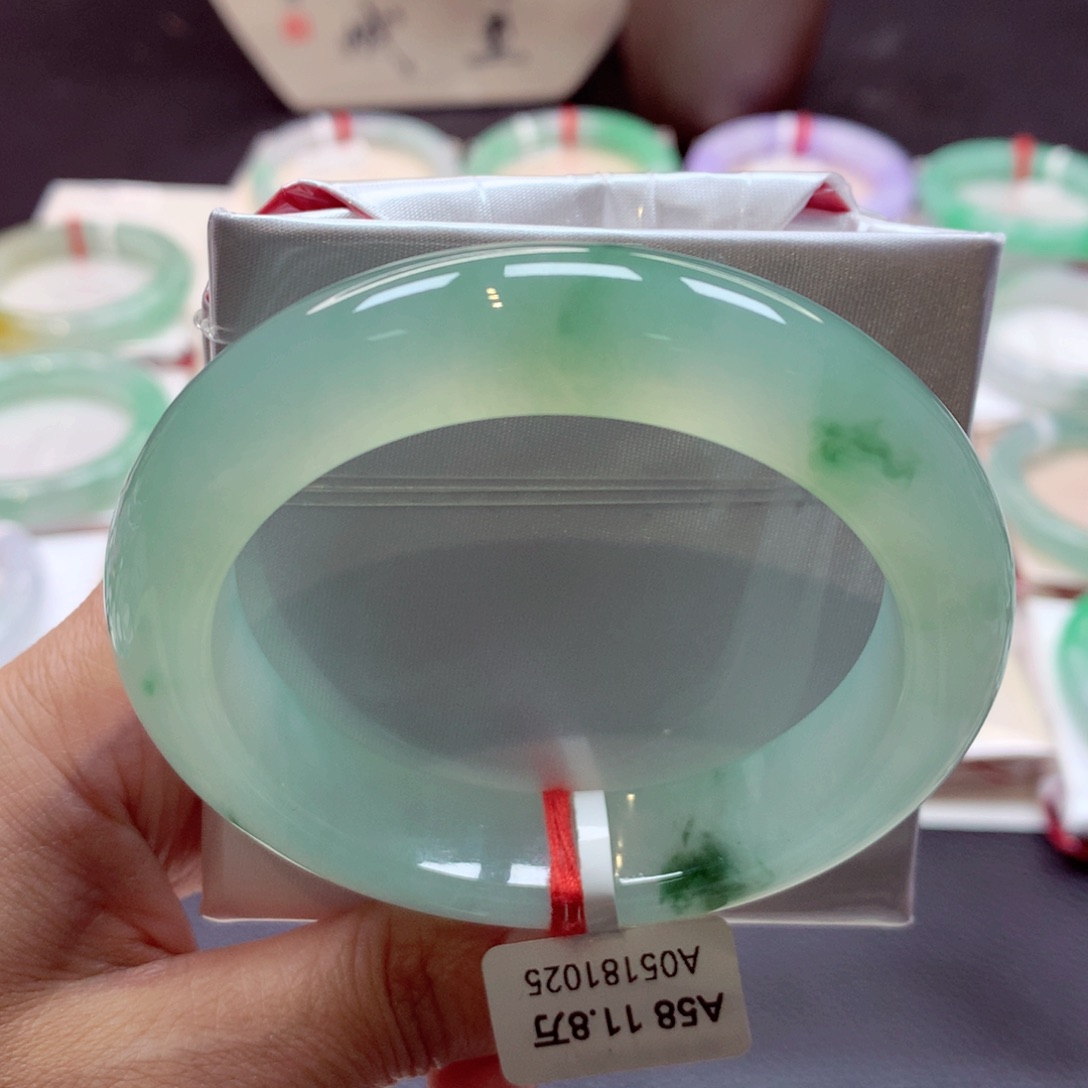 翡翠手镯未镶嵌正圈58（41号）89