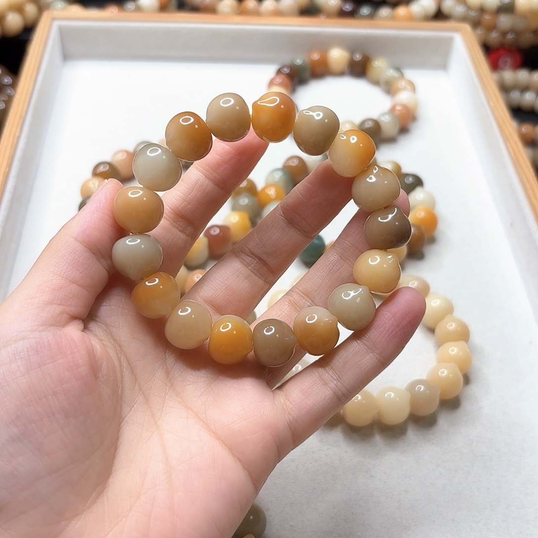 是****手串菩提根/象牙果