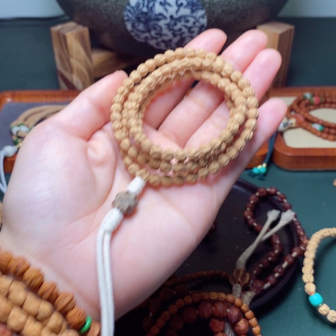 柏香籽/百香籽吊坠429.9