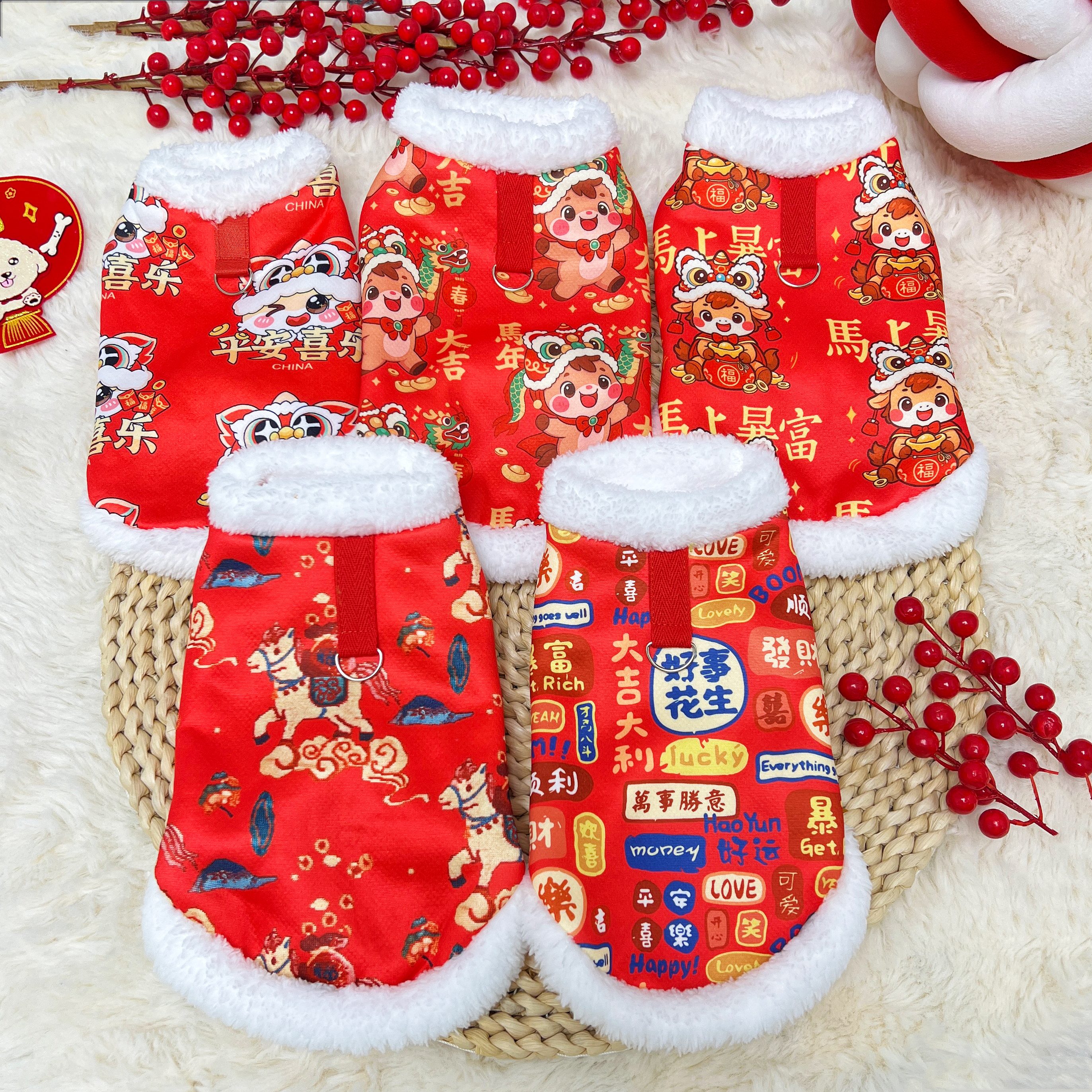 猫狗新年款秋冬加绒保暖背心服泰迪比熊贵宾雪纳瑞金毛小中大型犬