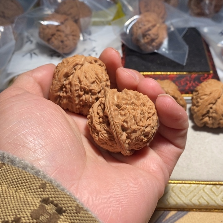 文玩核桃把件a*T核桃
