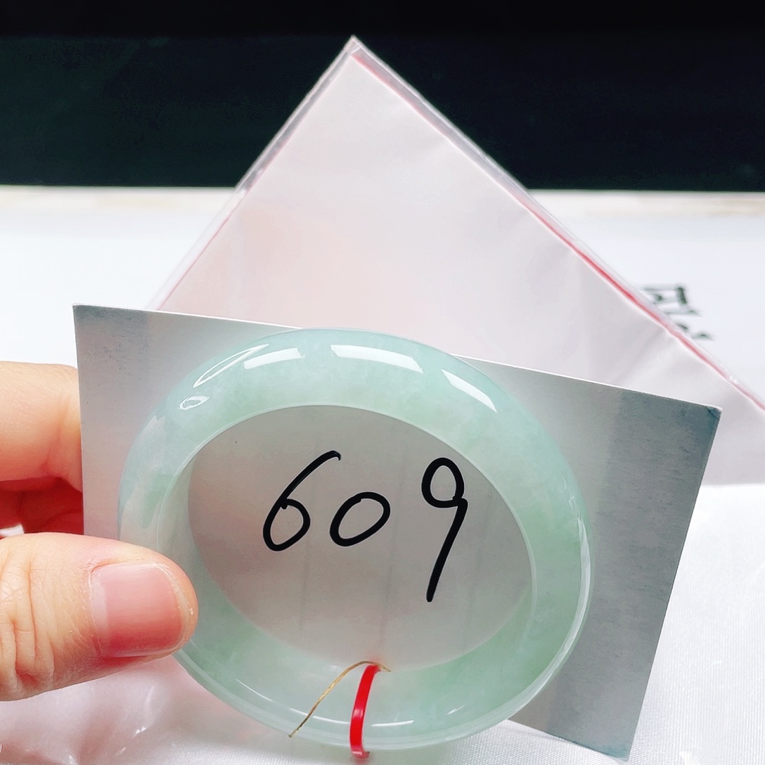 翡翠未镶嵌手镯53圈口