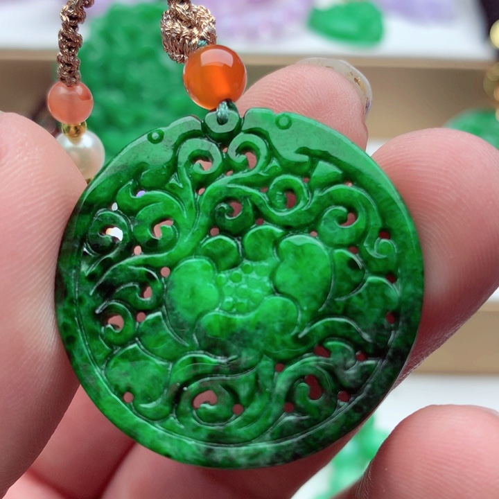 翡翠未镶嵌吊坠(不含链)