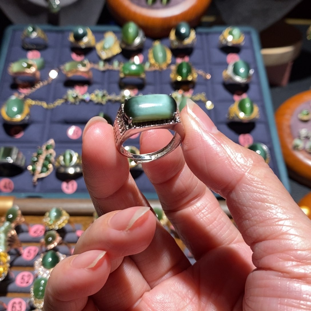 和田玉戒指银S925镶嵌头****了