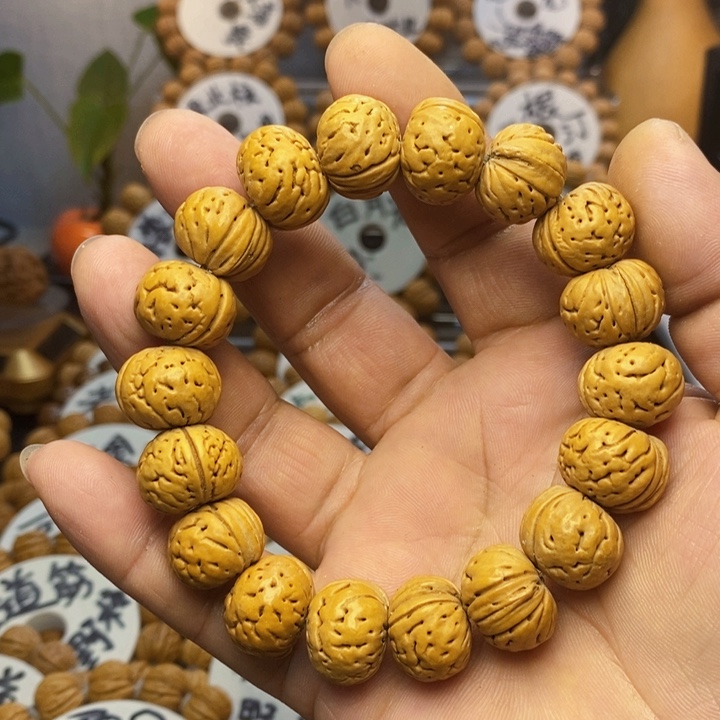 【闪购商品】l**l桃核雕刻手串手链