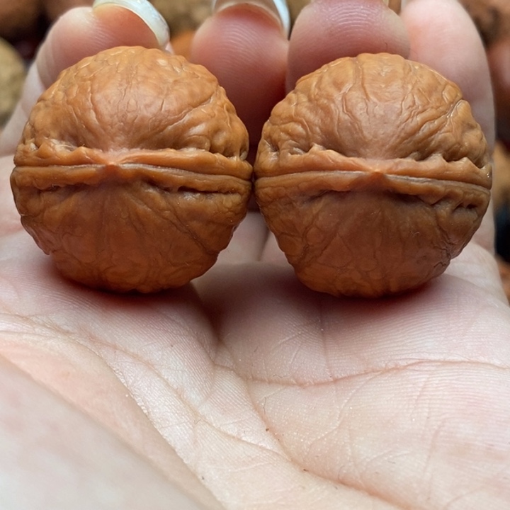 核桃精品文玩核桃手捻石头