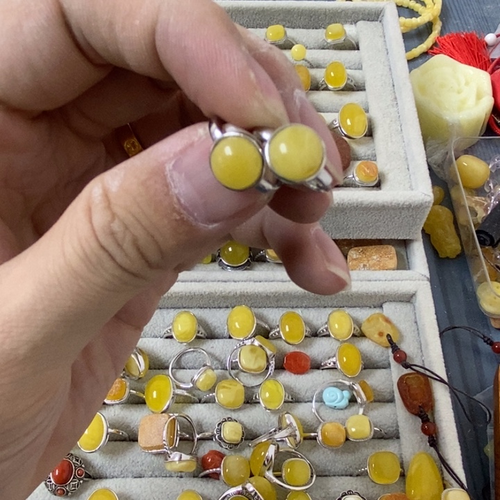 蜜蜡裸石银S925镶嵌耳扣