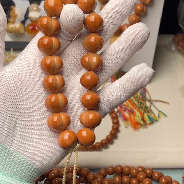 无***段猴头核桃吊坠聚宝盆