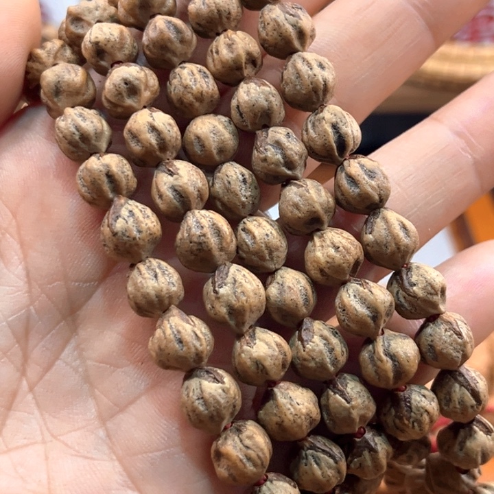 涂***生木质原桩原木脏串