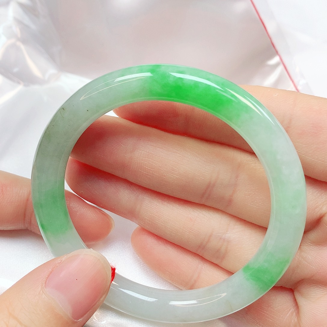 未镶嵌手镯翡翠抖音900