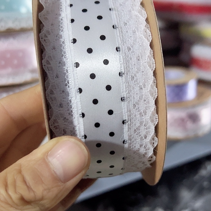 白底黑点蕾丝边10码