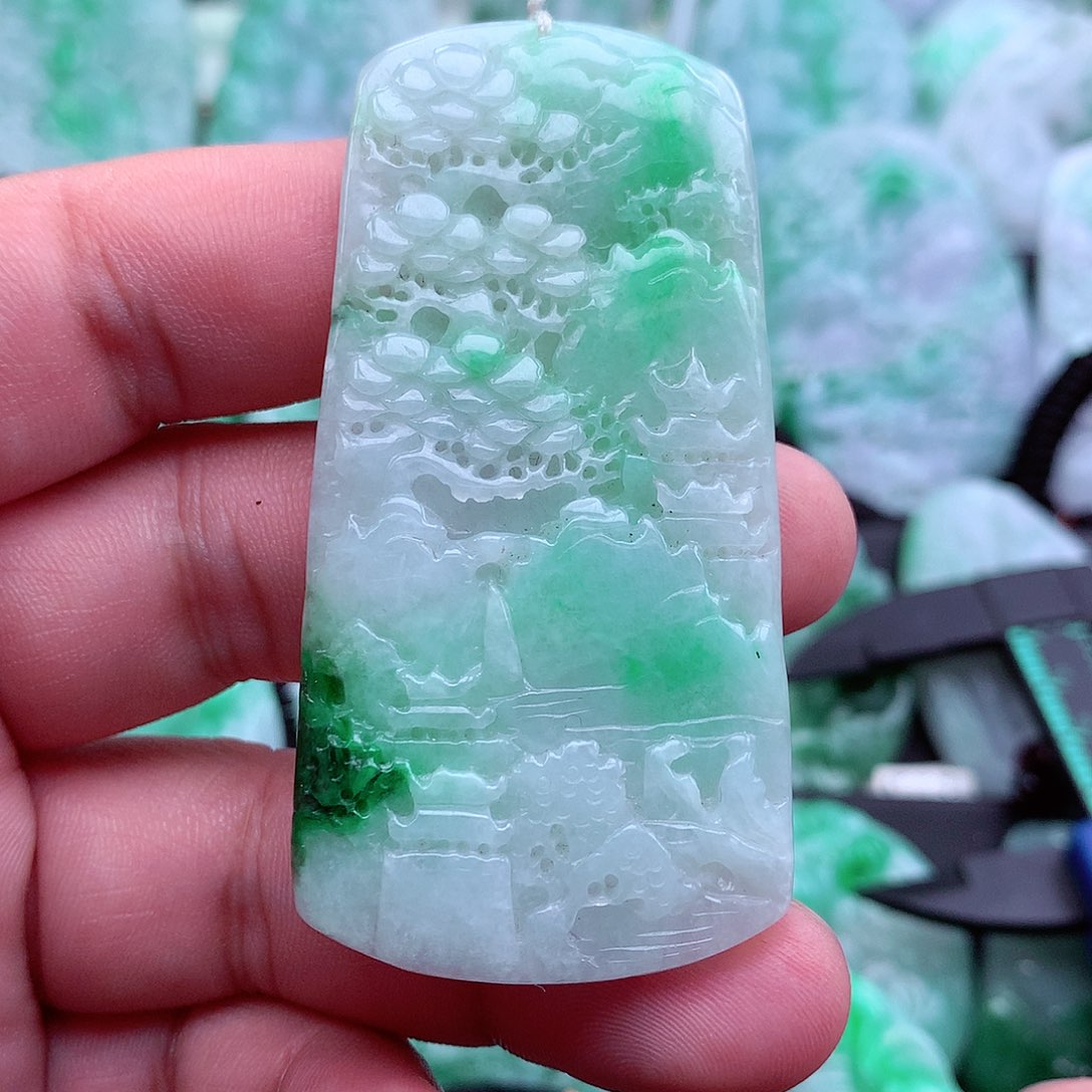 翡翠吊坠(不含链)未镶嵌