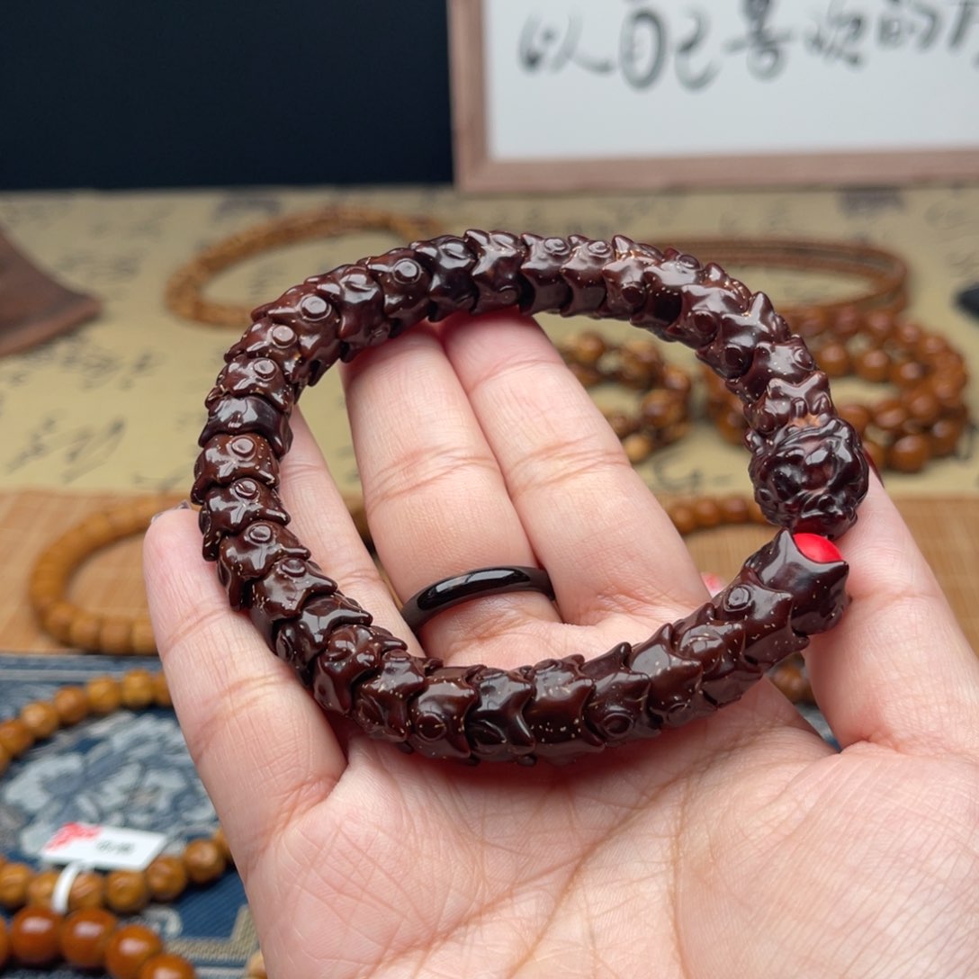 紫金鼠手串雕刻龙串