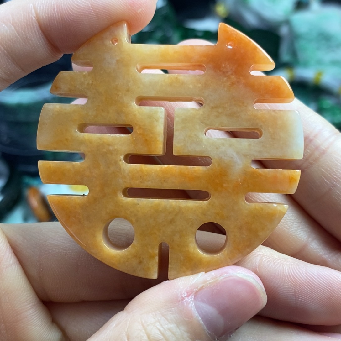 翡翠颈饰未镶嵌吊坠
