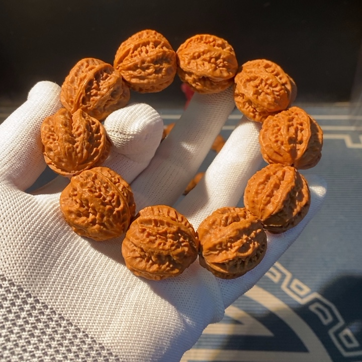 文玩核桃手串…………4