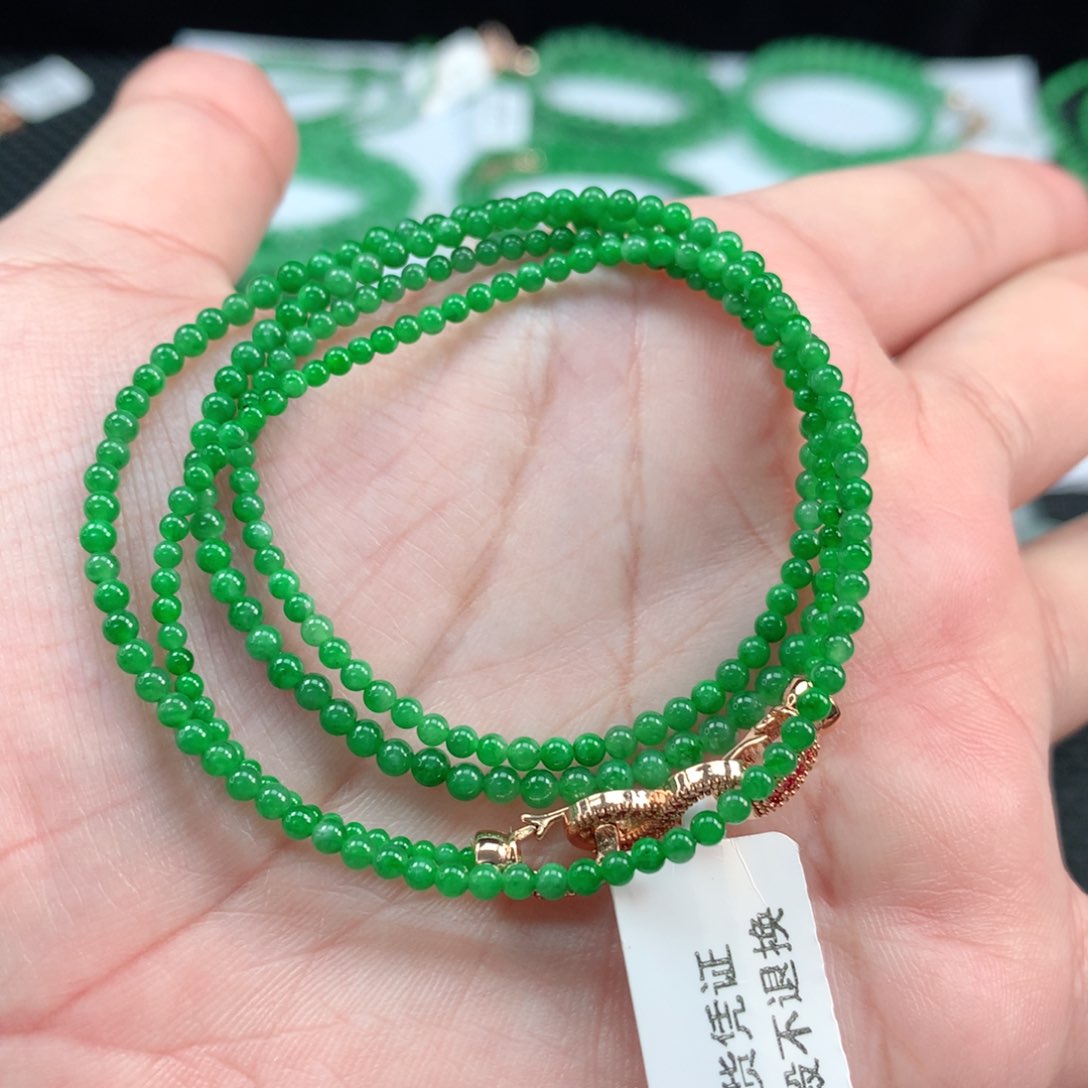 翡翠手链未镶嵌翡翠