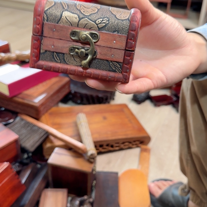 琉璃手工艺品红木工艺品