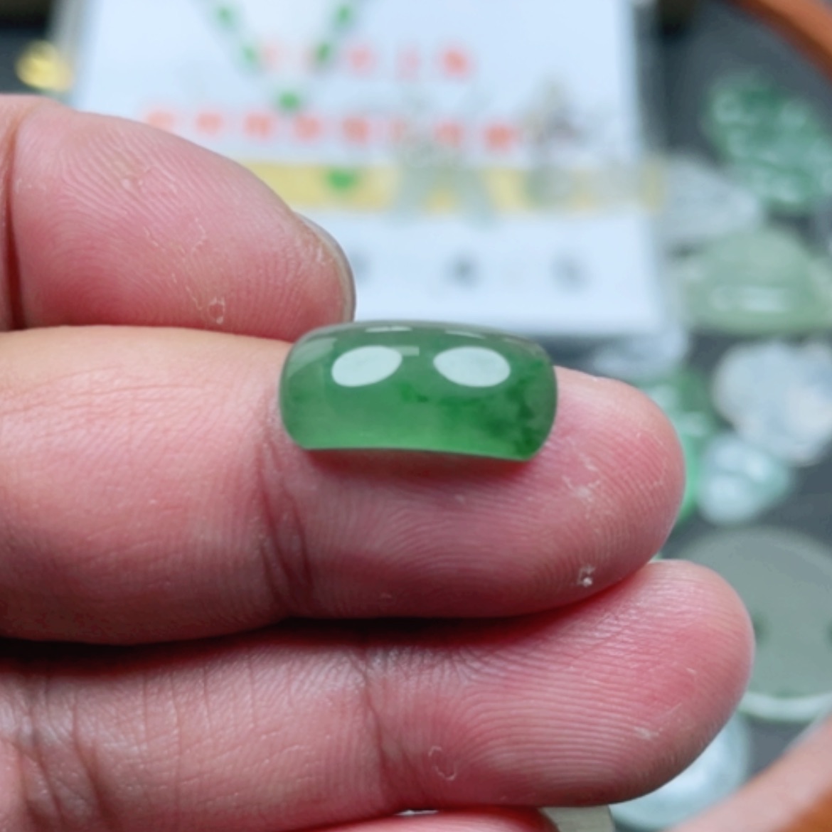 【闪购商品】翡翠颈饰未镶嵌翡翠