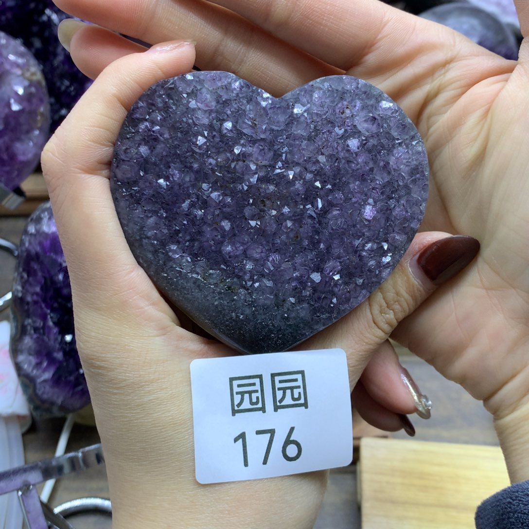 紫晶大型摆件（非配饰）未镶嵌