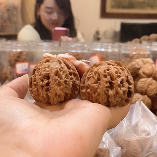 文玩核桃吊坠43苹果园有水尖