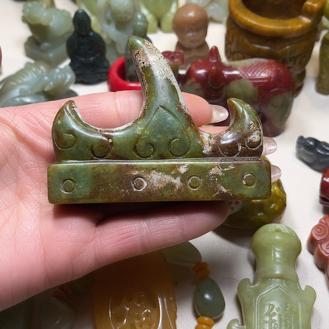 白玉菩提吊坠白玉菩提吊坠