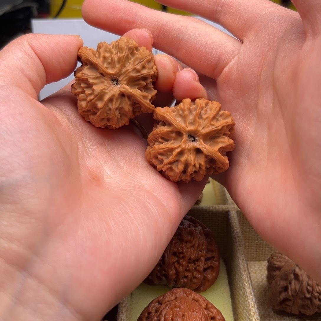 文玩核桃吊坠38苹果园