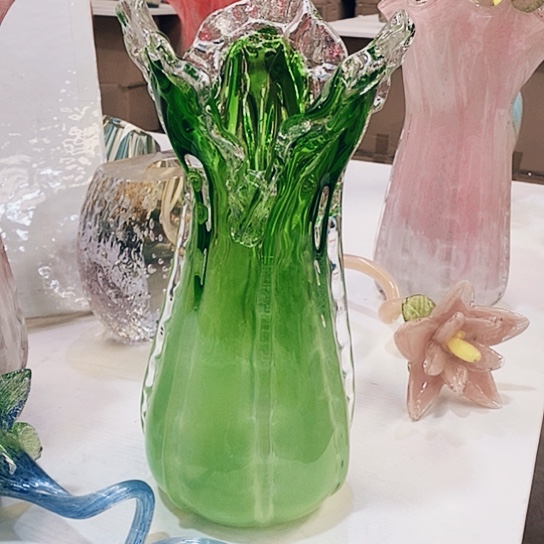 琉璃花瓶高32厘米口径12厘米