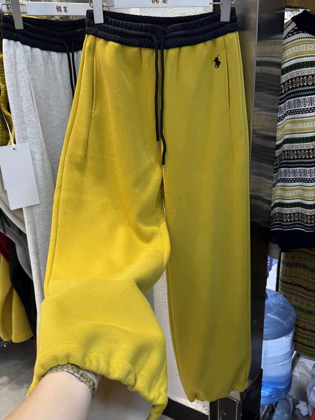 秋冬拼接阔腿裤弯刀裤字母休闲裤加厚百搭运动裤18802