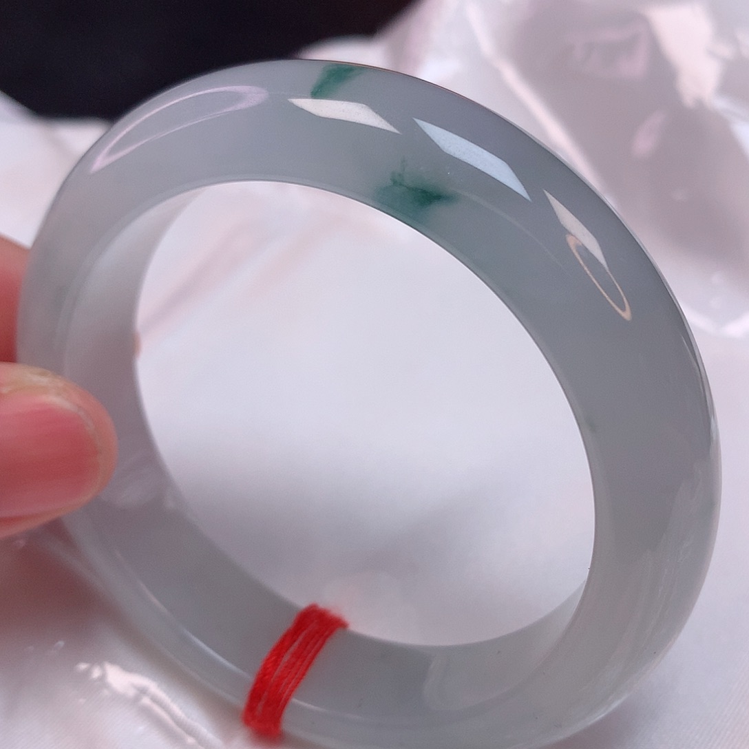 翡翠手镯未镶嵌52 翡翠手镯