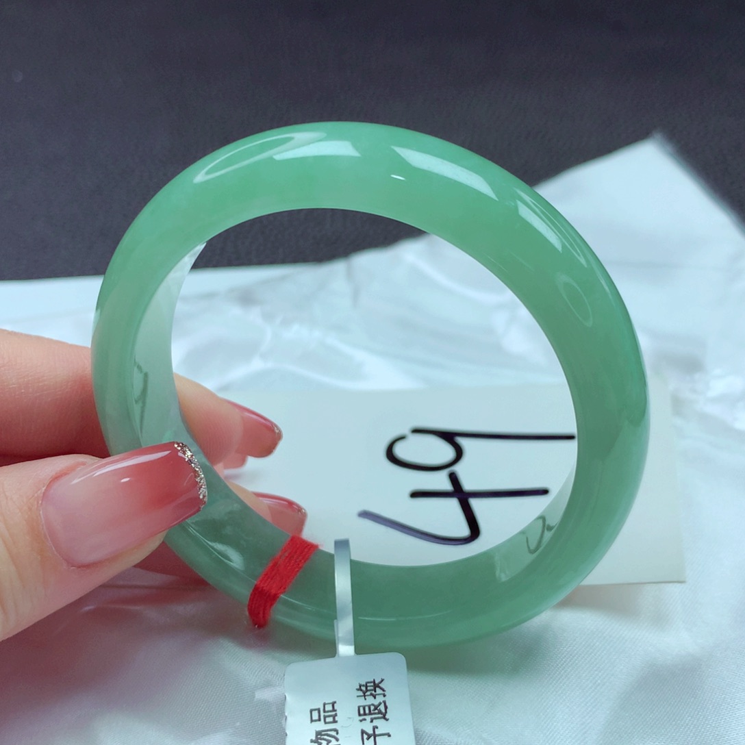 翡翠手镯未镶嵌手镯54