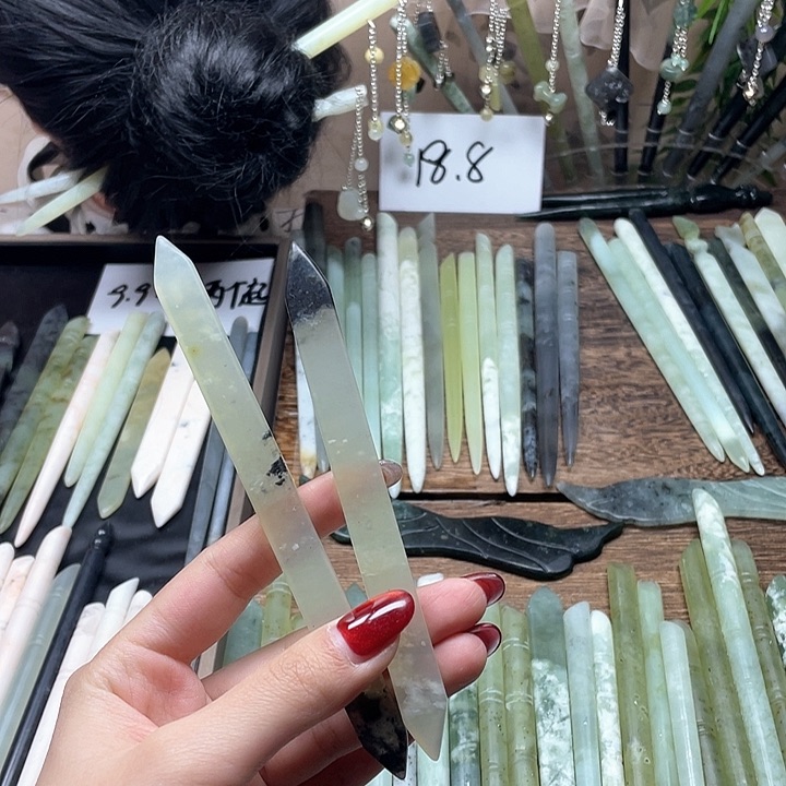 蛇纹石玉发饰合金