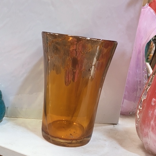 琉璃花瓶高19厘米口径10厘米