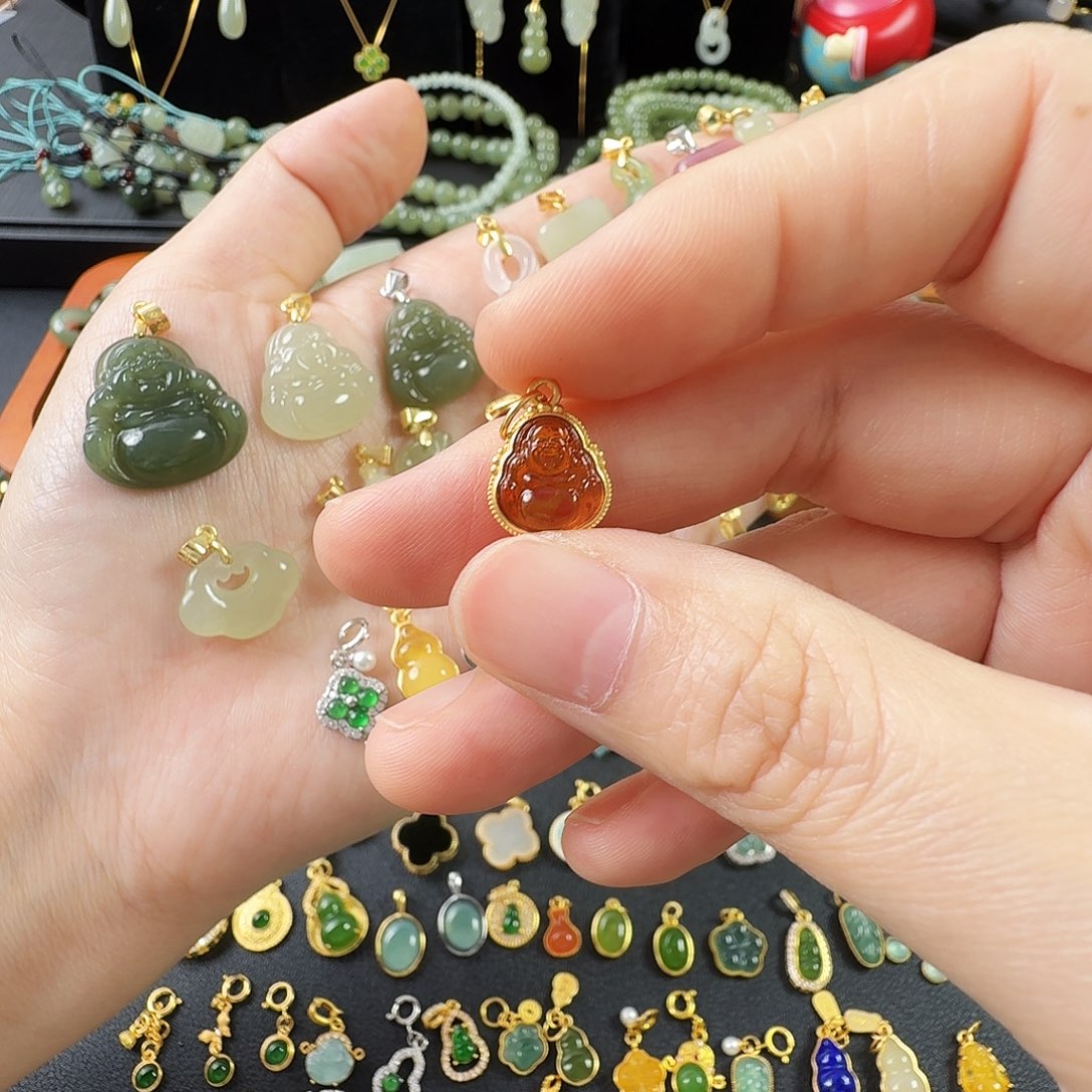 琥珀银S925镶嵌颈饰