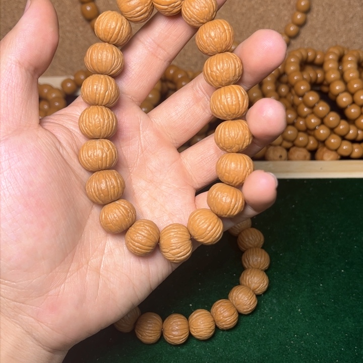 猴头核桃手串刘*$土豪